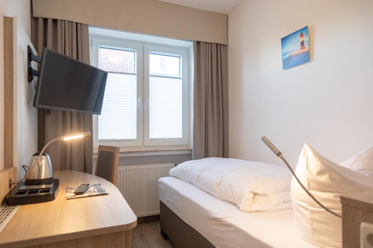 Heeren'S Hotel Garni Bensersiel Luaran gambar